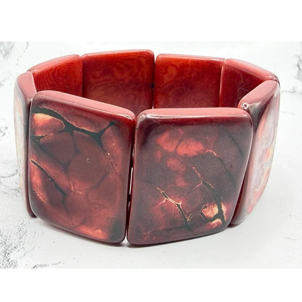 Gothic Bat Panel Stretch Bracelet Red Black Lucite Halloween‎ Spooky